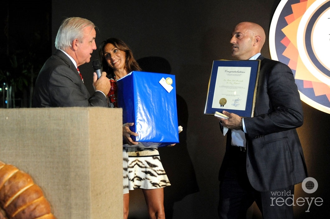 30-Mayor Carlos A Gimenez speaking, Montserrat Valle, & Alain Perez 2_new