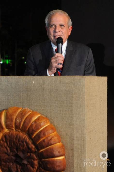 33-Mayor Tomas Pedro Regalado speaking & Candido Creis_new