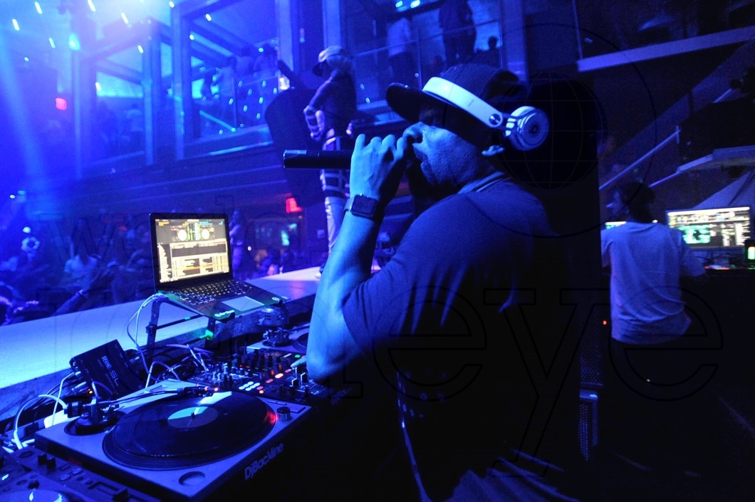 6 - DJ Irie djing 9_new