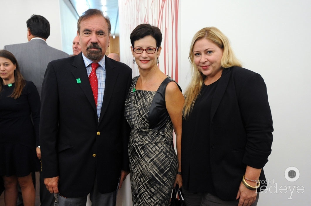 Jorge Perez, Jane Wooldridge, & Leann Standish