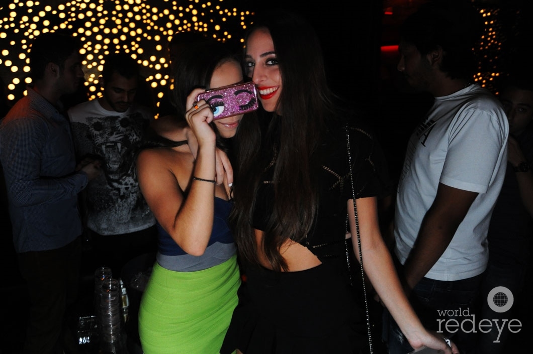 3.1-Alessandra Szul & friend_new