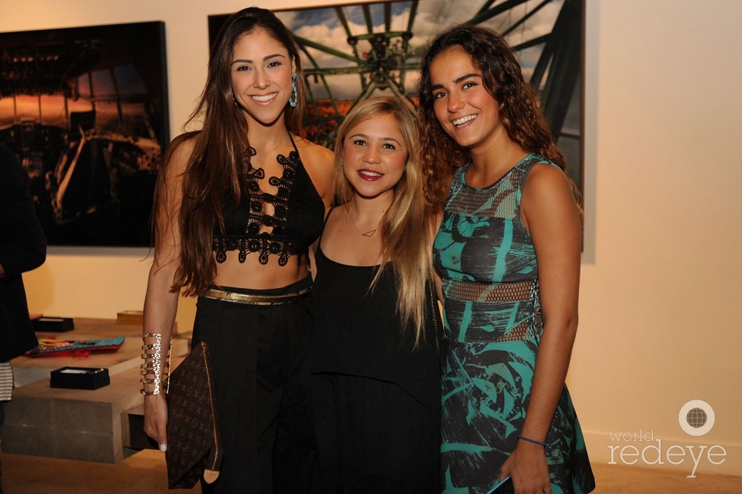 30-Alejandra Rodriguez, Stephanie Urbina, & Gal Chacin_new