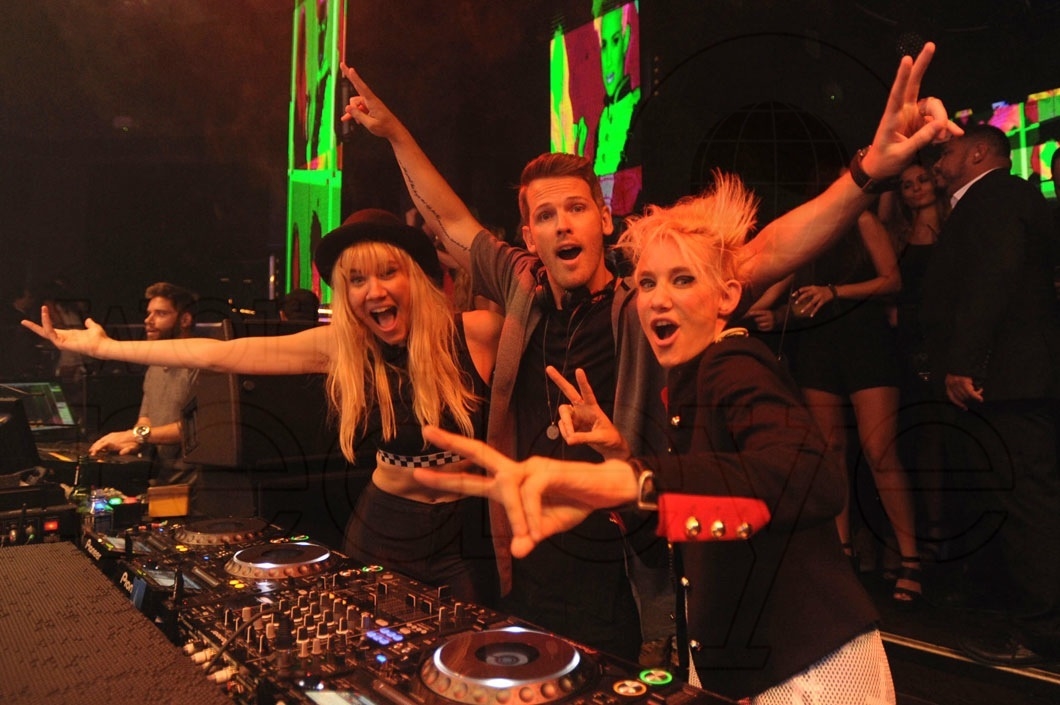 21-Nervo & Dave Sol2