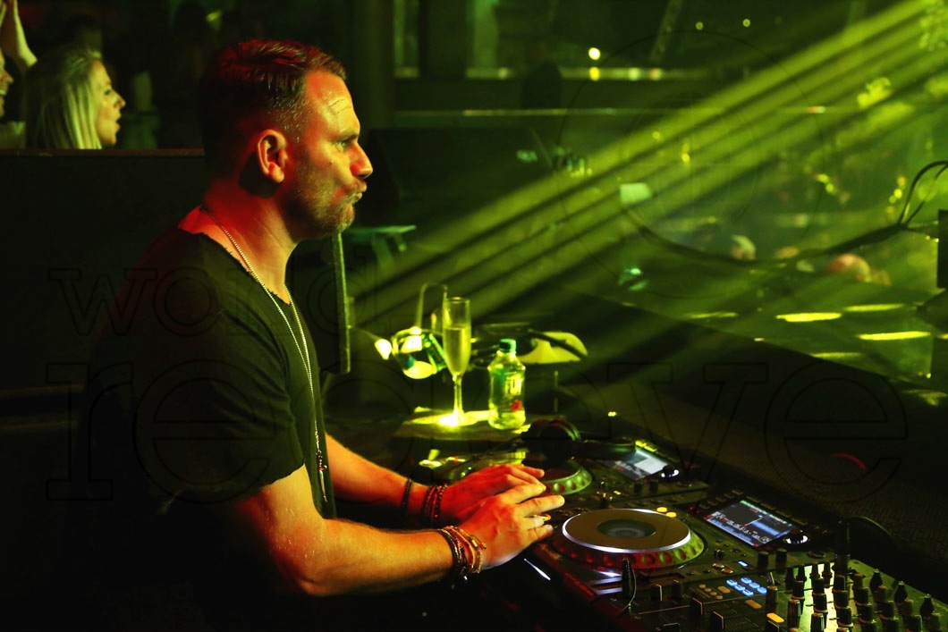 8-DJ Mark Knight41