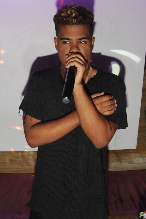 1-ILoveMakonnen performing1