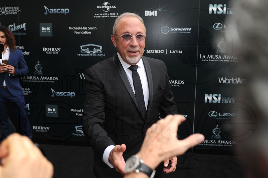 2-Emilio-Estefan9_new