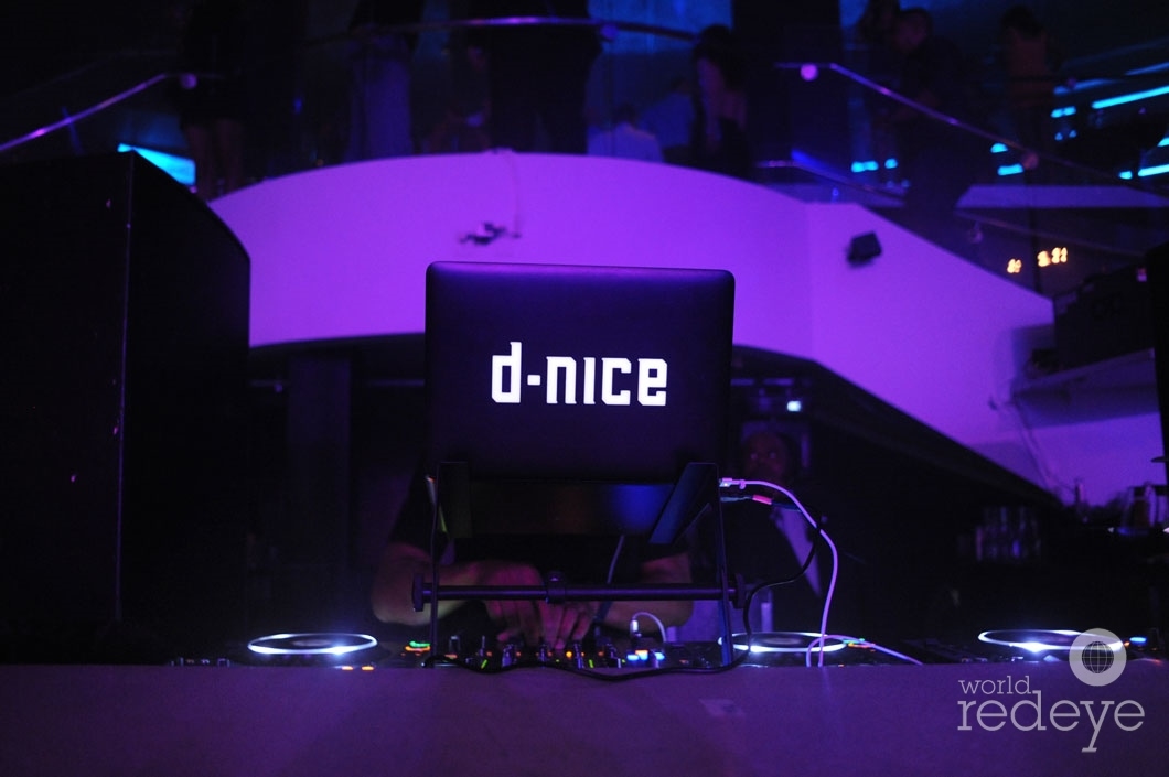 21-D-Nice DJing_new