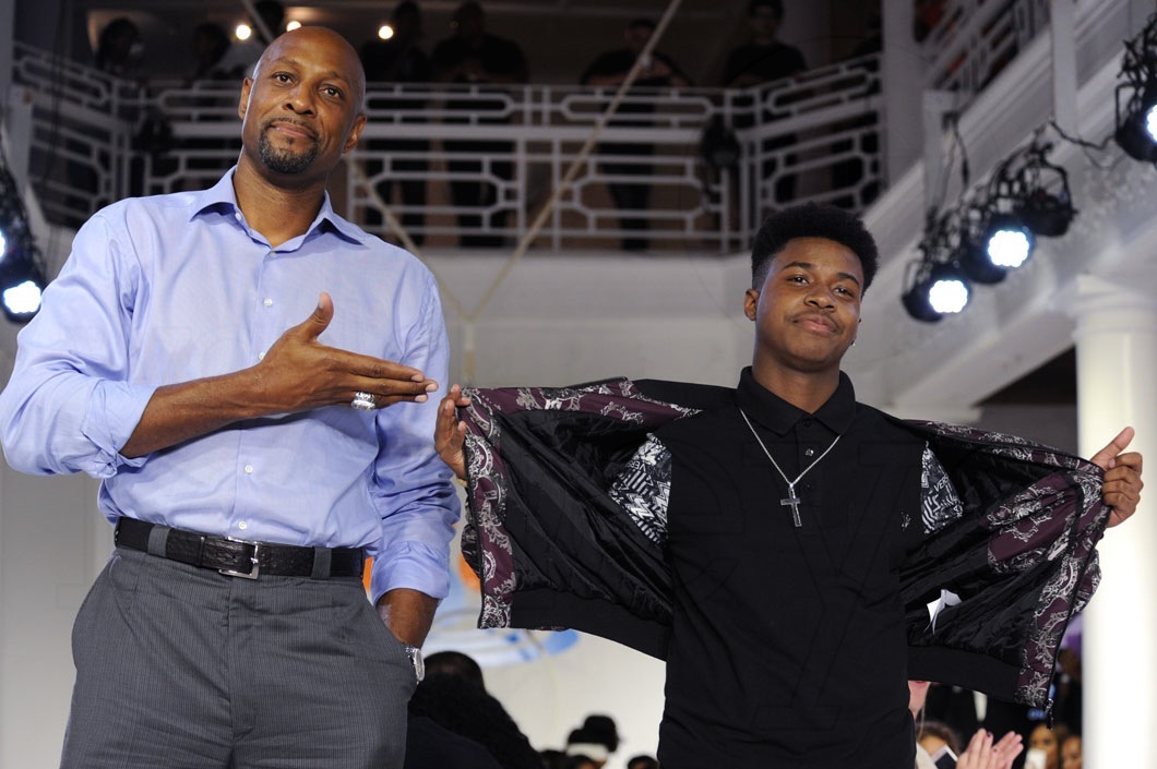 14-Alonzo Mourning & friend on runway3