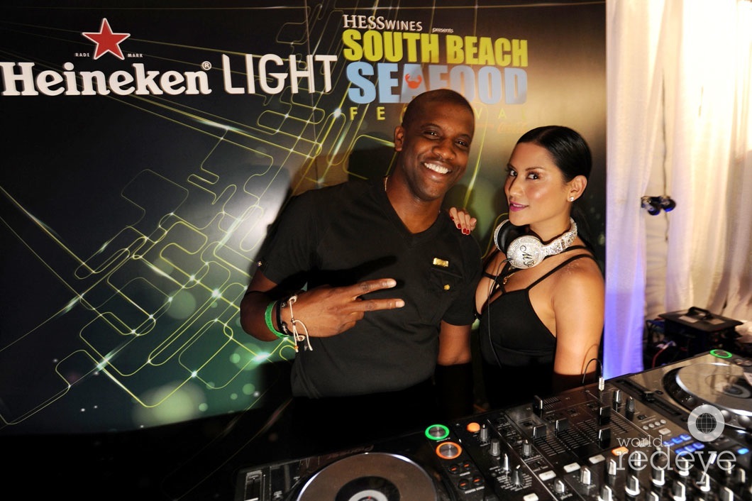 DJ Sandman & DJ Michelle Pooch