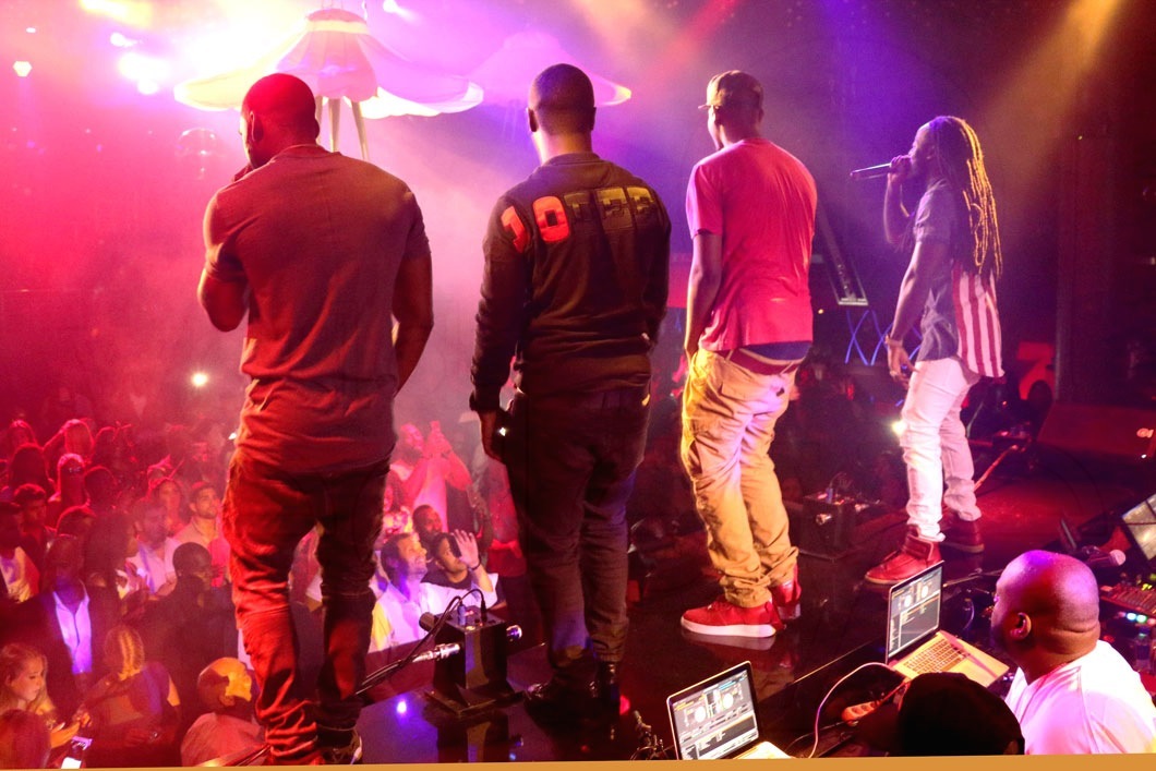 12-Ace Hood preforming1