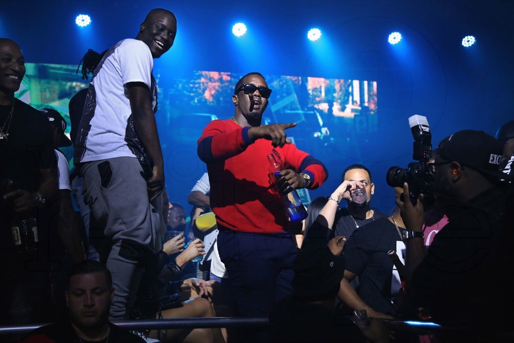 39-Zoey Dollaz & Sean Diddy Combs4