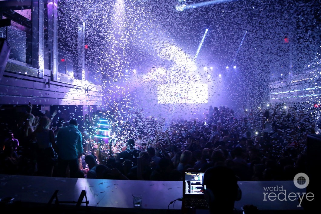 9.14-Atmosphere at LIV at Fontainebleau13