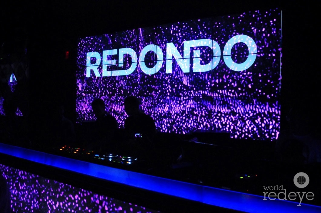 11-Redondo DJing