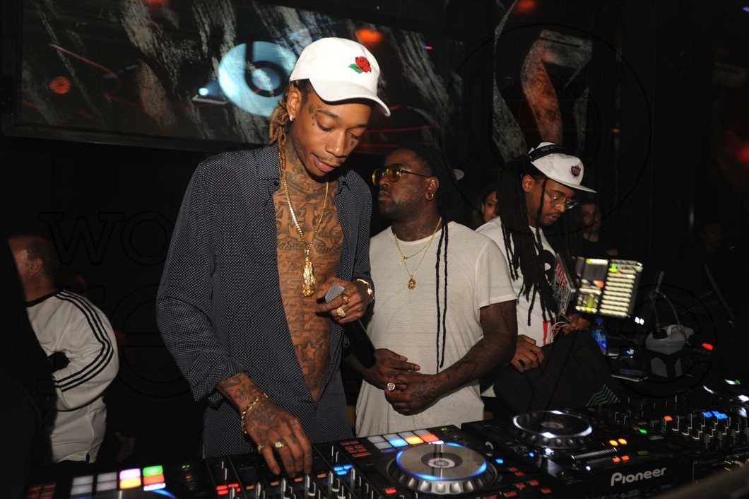 4-Wiz Khalifa aka DJ Daddy Kat djing & Ricky P