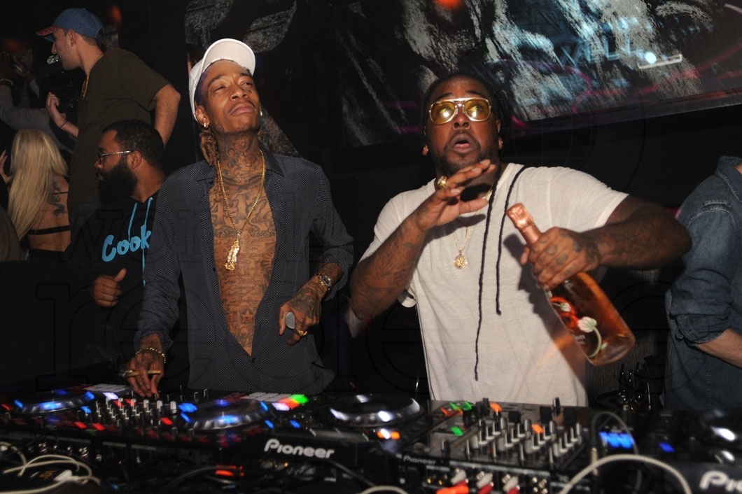 9-Wiz Khalifa aka DJ Daddy Kat djing & Ricky P15