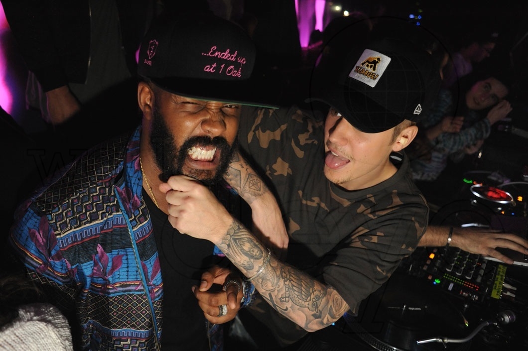 4-Justin Bieber & Friend