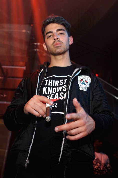 2-Joe Jonas2