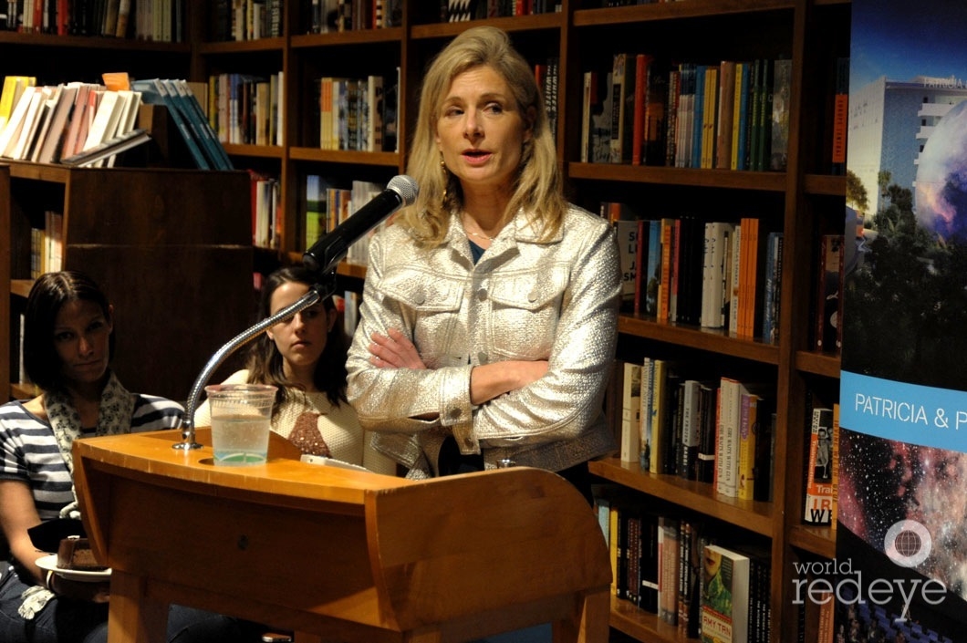 21-Lisa Randall speaking8