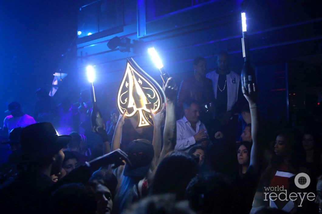 Atmosphere at LIV at Fontainebleau3