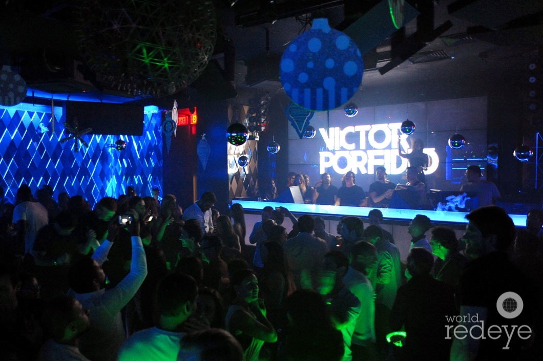 3.10-Victor Porfidio DJing15_new