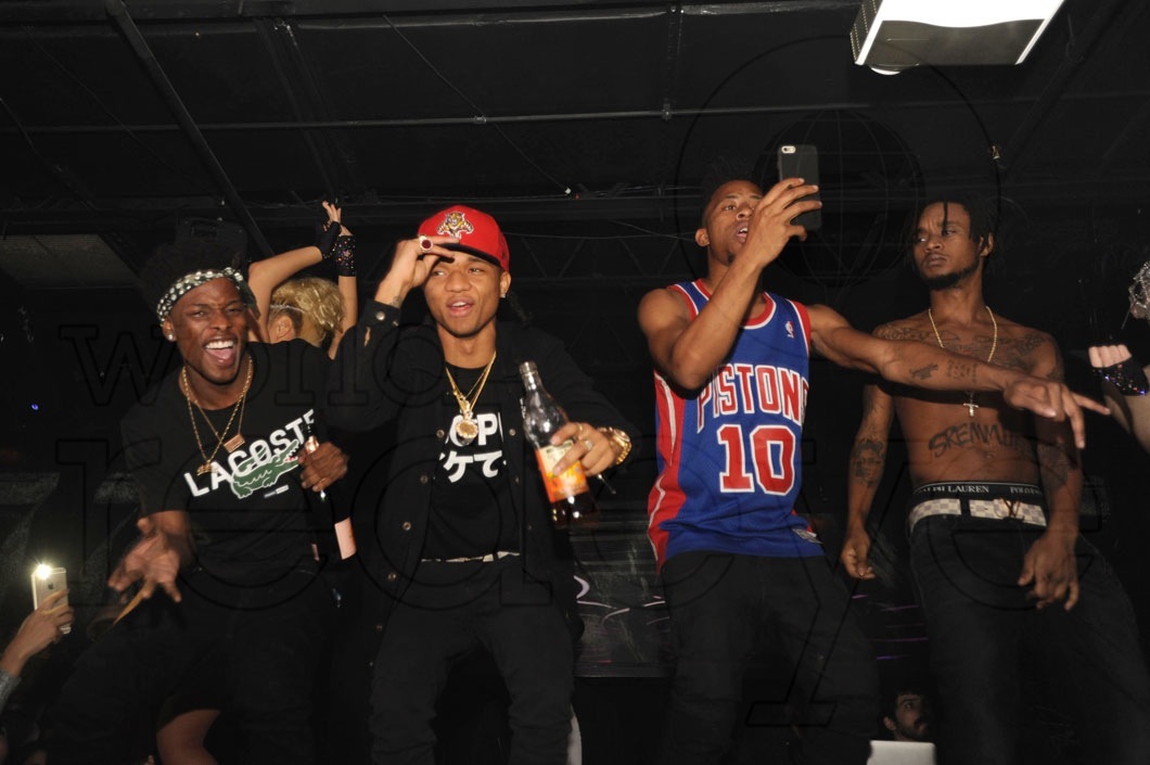 6-Rae Sremmurd performing & Friends1_new