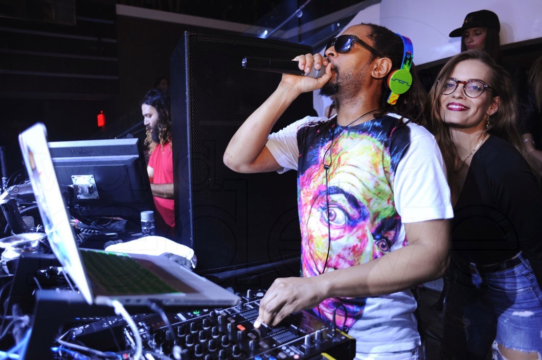 3-Lil Jon DJing_new