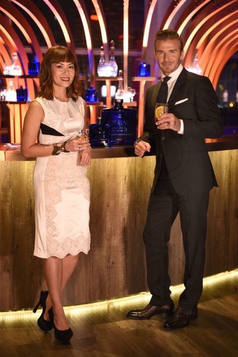 28-David Beckham and Tracy Phillips raising a glass at HAIG CLUB™ Shanghai