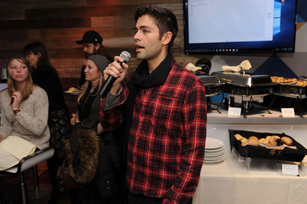 Adrian Grenier Speaking2