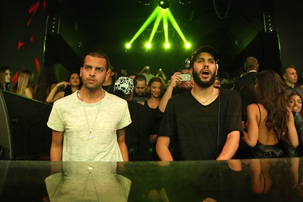 4.1-The Martinez Brothers21