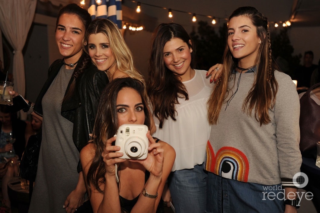 Paula Collarte, Michelle Chwoschtschonsky, Daniela Botero, Paula Antoniazzi, & Michelle Estefan