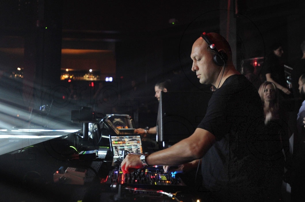 12-Marco Carola djing52