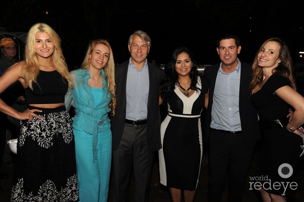 Daniela Rendon, Jessika Gomez, Walter Defortuna, Marlyn Esparragoza, Enrique Del Campo, & Lis Benitez