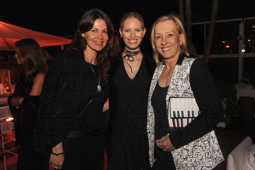 18-Julia Lemigova, Karolína Kurková, & Martina Navratilova