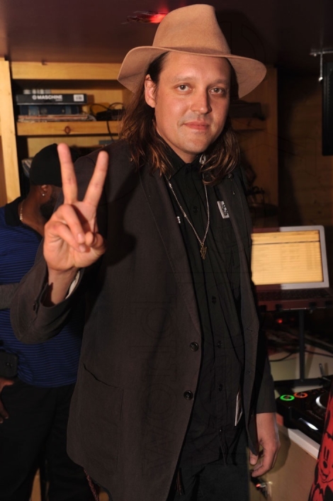 2-Win Butler2