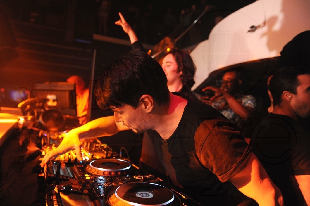 34-Thomas Gold & Rico6