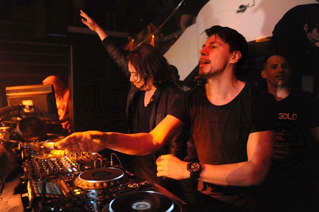 35-Thomas Gold & Rico7