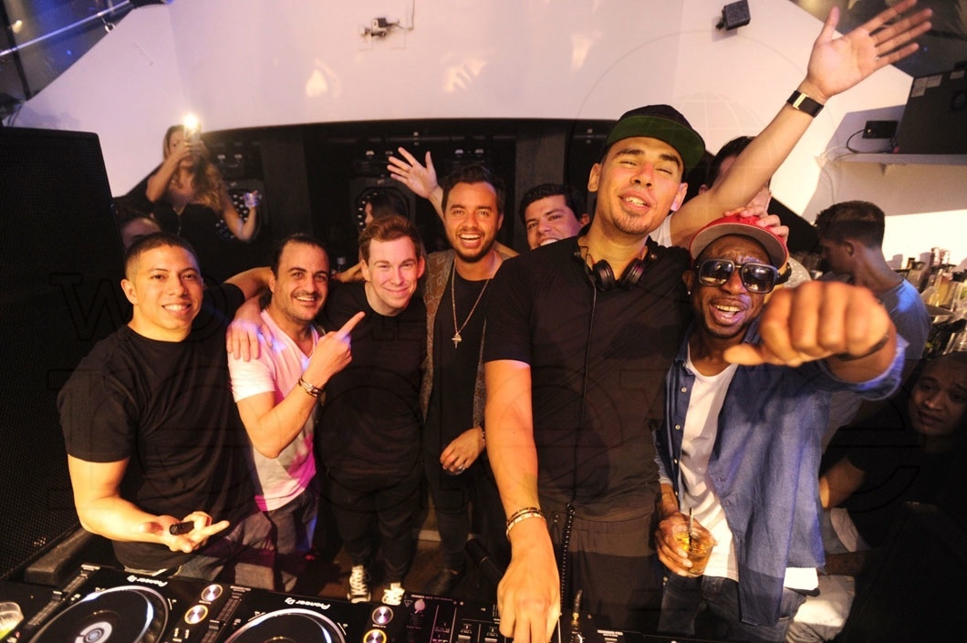 Purple, Hardwell, Quintino, Salvador Lairet, Afrojack, MC Ambush, & Friend