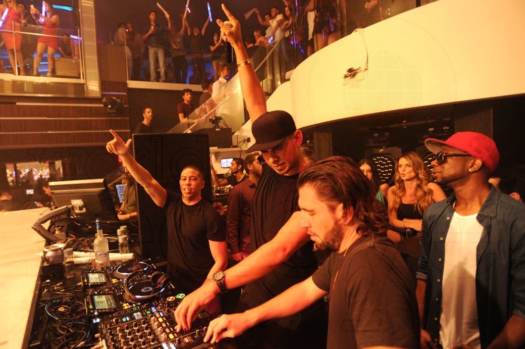 12-Afrojack & Dimitri Vegas djing15