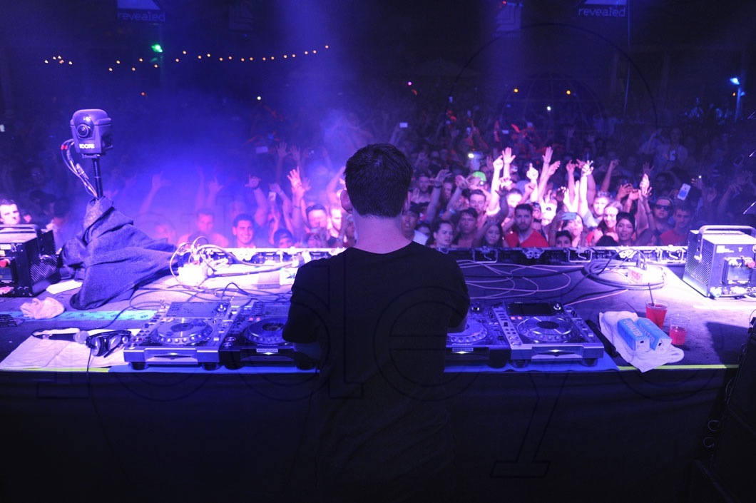 8-Hardwell19