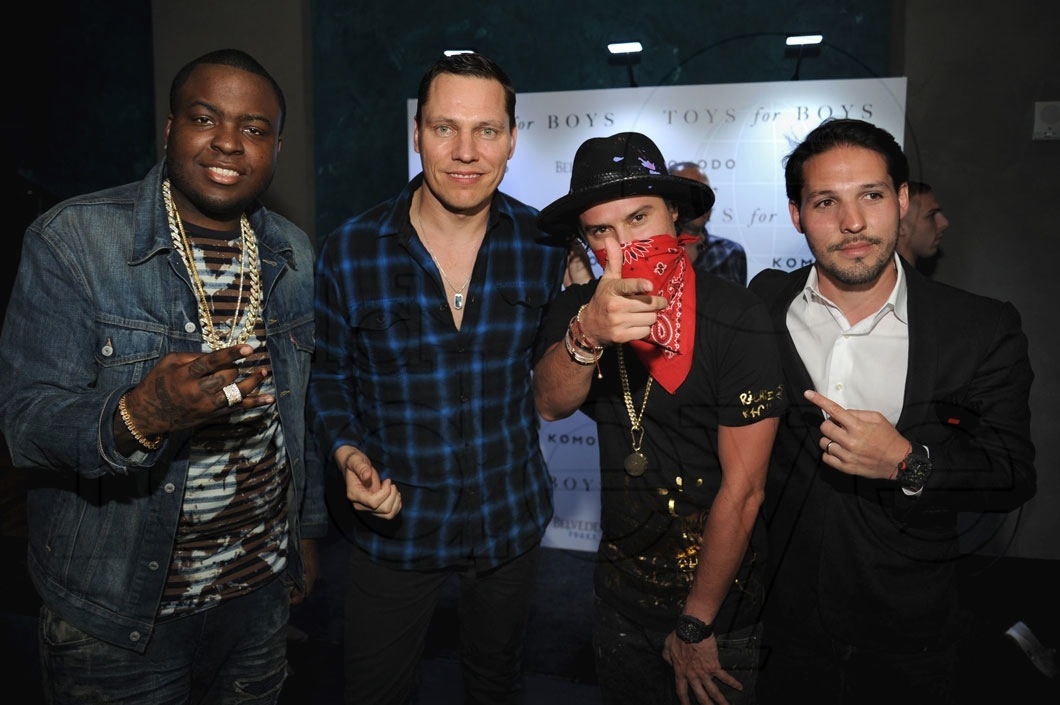 1.5-Sean Kingston, Tiesto, Alec Monopoly, & Rafael Gill