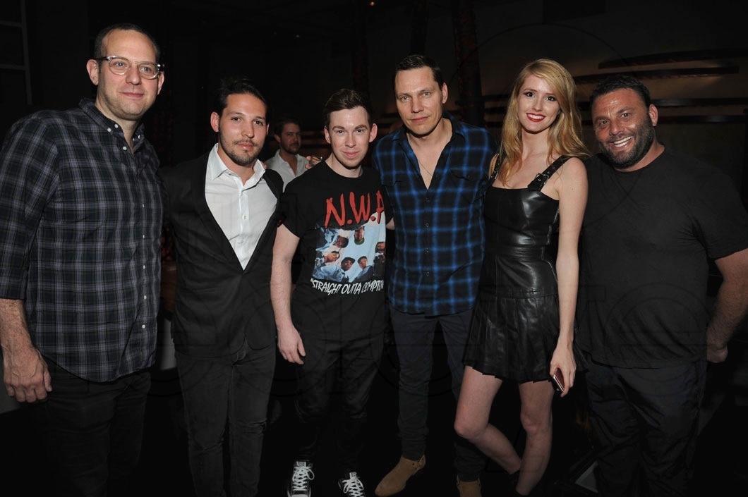 2-Andrew Goldstone, Rafael Gill, Hardwell, Tiesto, Annika Backes, & David Grutman