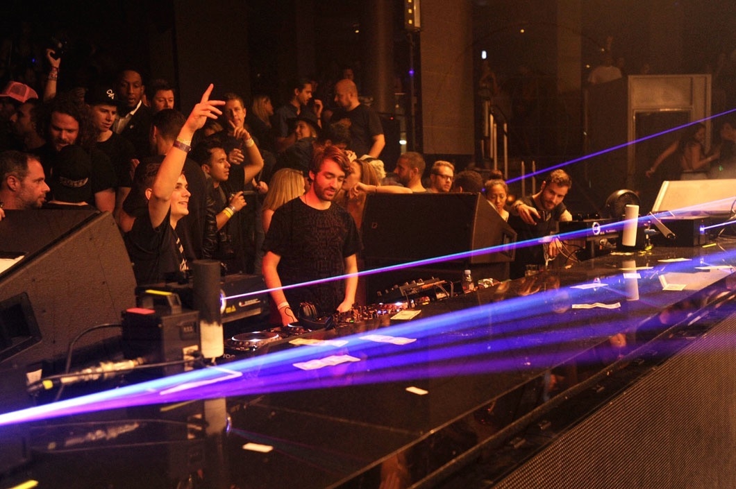 21-Martin Garrix & Oliver Heldens djing7