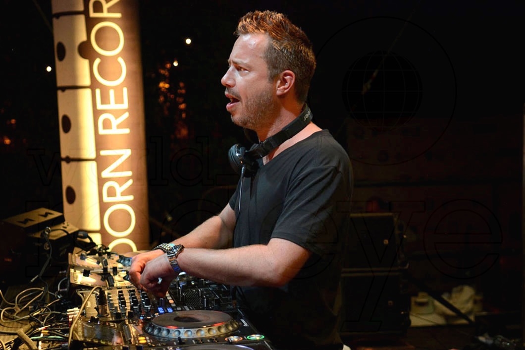 7.5-Sander Van Doorn Spinning34