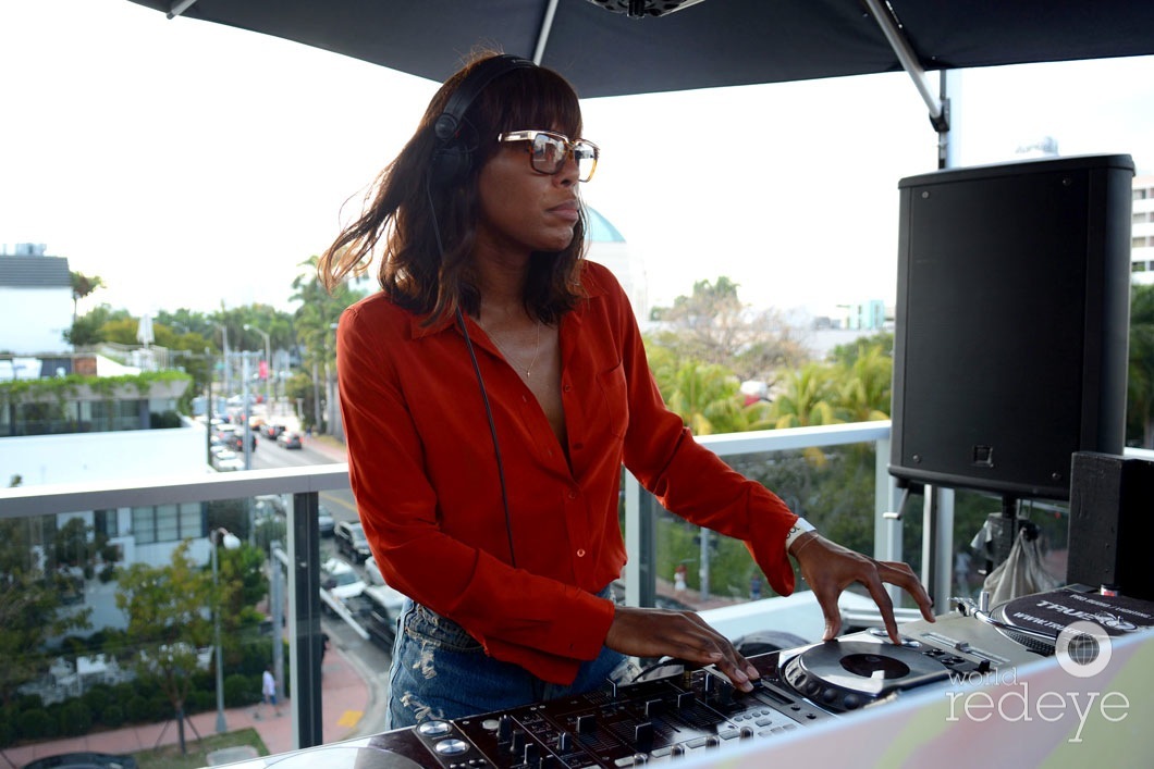 25-Honey Dijon Spinning14