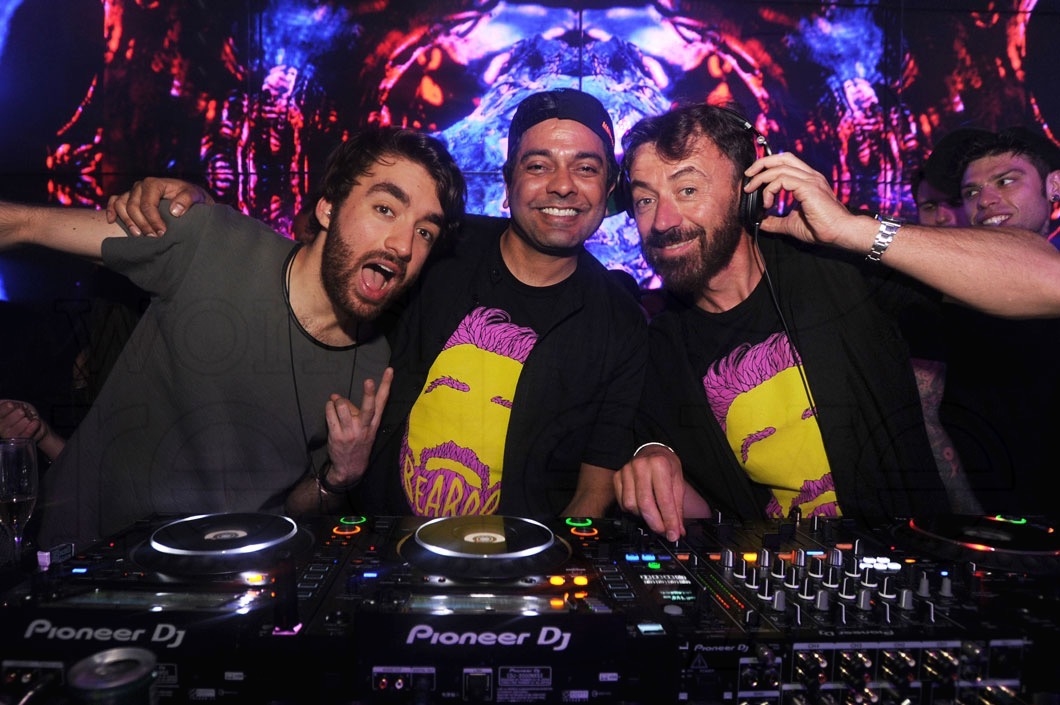 Oliver Heldens, Navin Chatani, & Benny Benassi