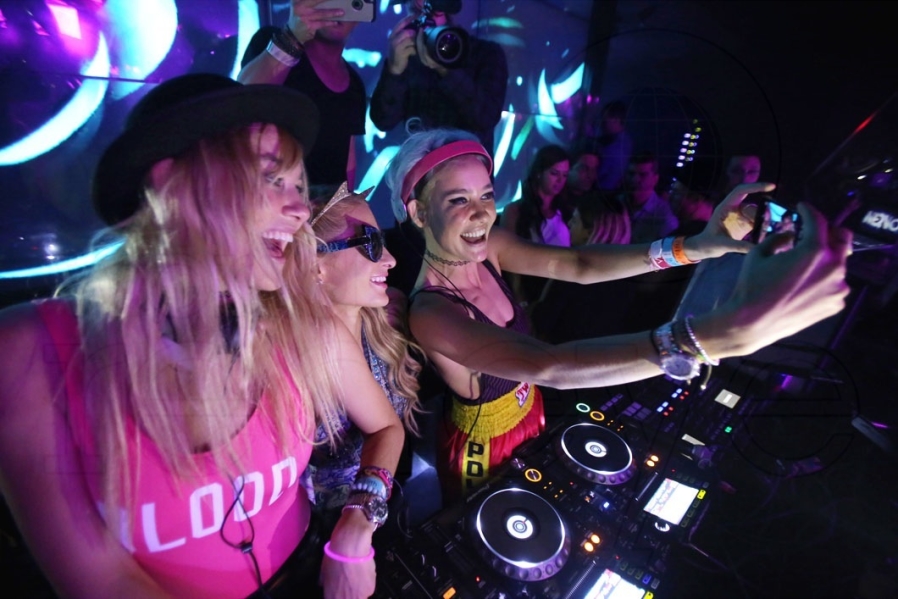 32-Nervo & Paris Hilton