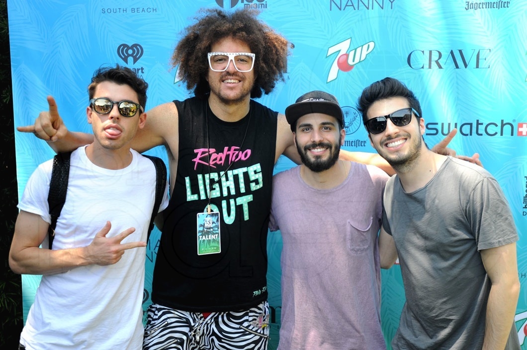 62-Cash Cash & Redfoo2