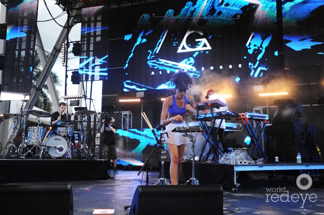 6-AlunaGeorge8