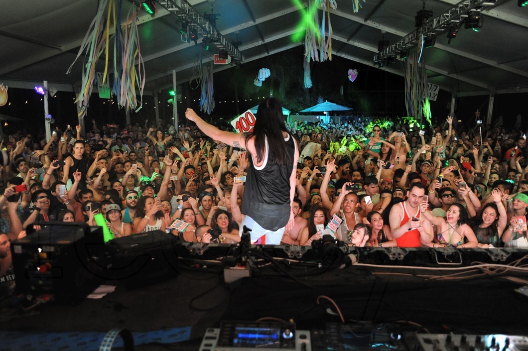 70-Steve Aoki LIVE5