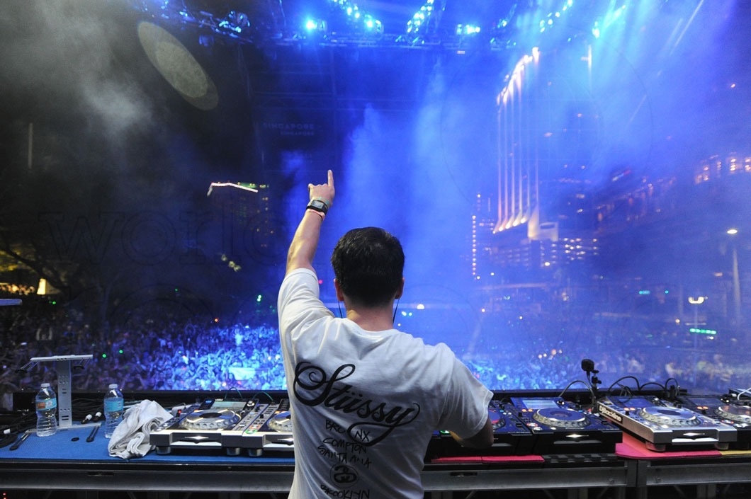 81-Laidback Luke2